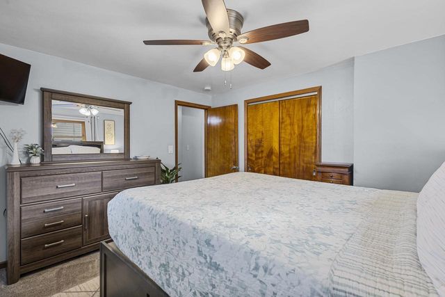 906 SILVER STREET, De Pere, WI 54115