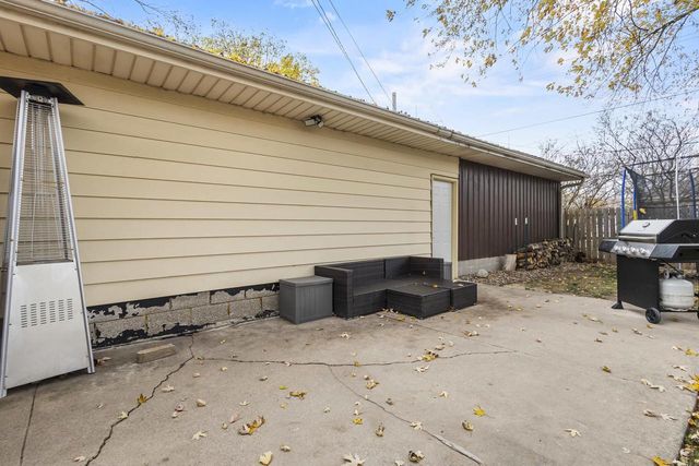 906 SILVER STREET, De Pere, WI 54115