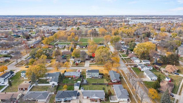 906 SILVER STREET, De Pere, WI 54115