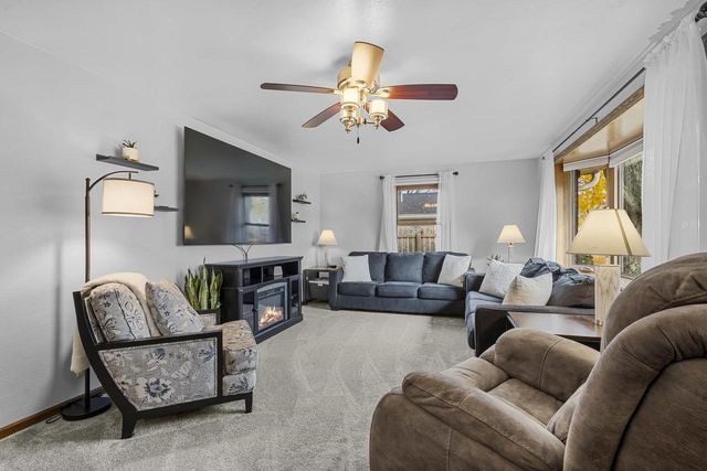 906 SILVER STREET, De Pere, WI 54115