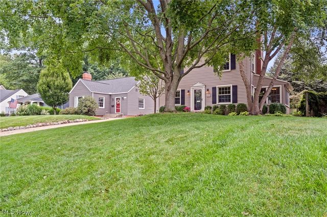 225 Melbourne Avenue, Akron, OH 44313
