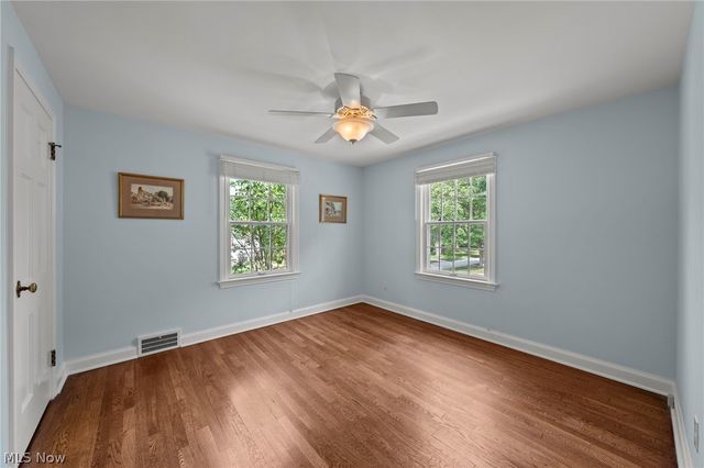 225 Melbourne Avenue, Akron, OH 44313