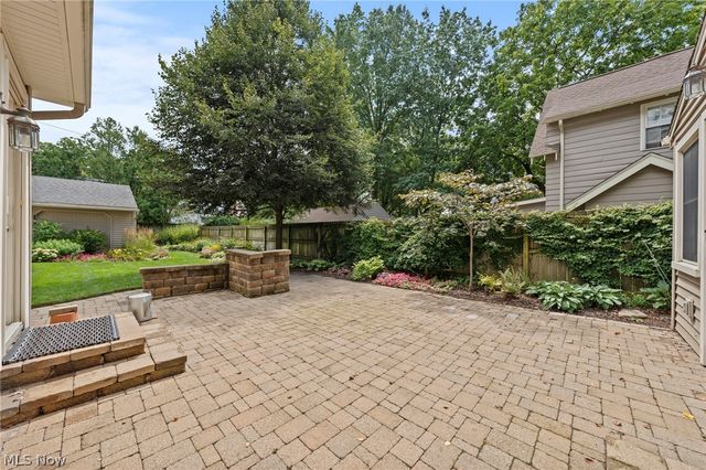 225 Melbourne Avenue, Akron, OH 44313