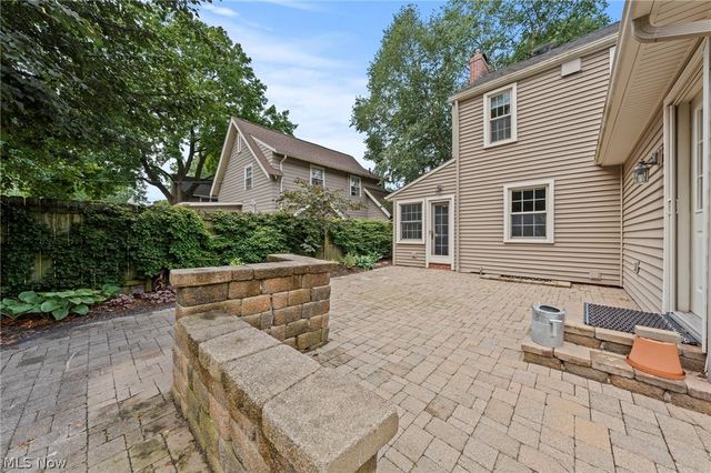 225 Melbourne Avenue, Akron, OH 44313