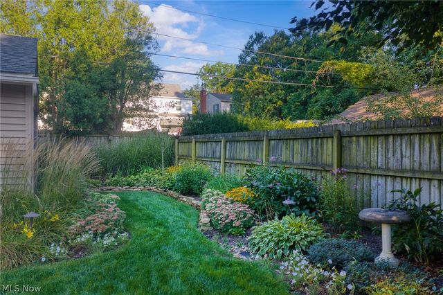 225 Melbourne Avenue, Akron, OH 44313