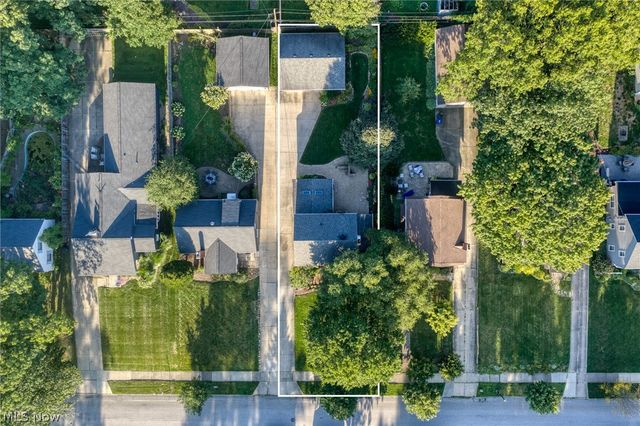 225 Melbourne Avenue, Akron, OH 44313