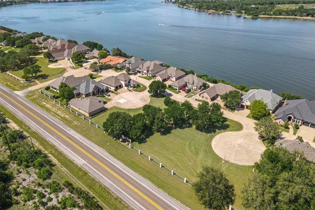 7002 Granite Bluff, Granbury, TX 76048