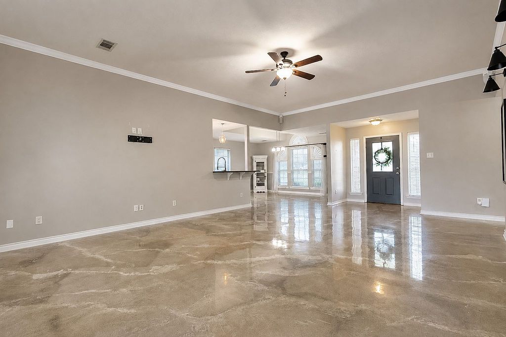 6200 Trellick Court, Bryan, TX 77802 — photo 2