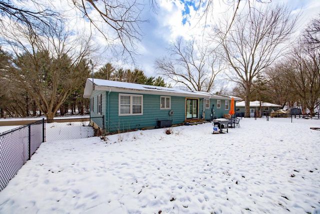 375 Greendale Drive, Janesville, WI 53546