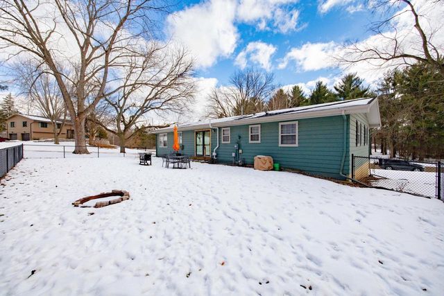 375 Greendale Drive, Janesville, WI 53546