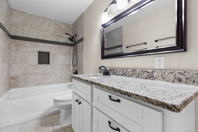28028 BONN MOUNTAIN ST, San Antonio, TX 78260