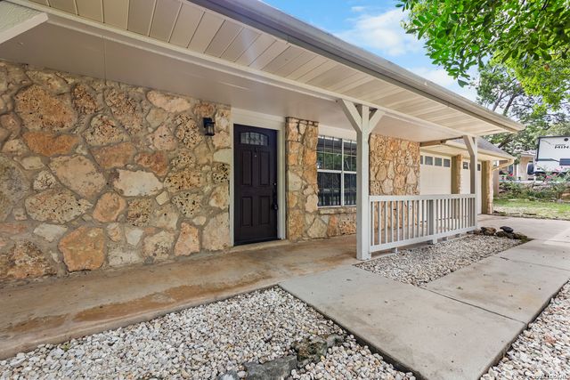 28028 BONN MOUNTAIN ST, San Antonio, TX 78260