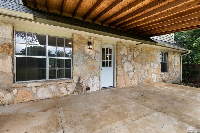 28028 BONN MOUNTAIN ST, San Antonio, TX 78260