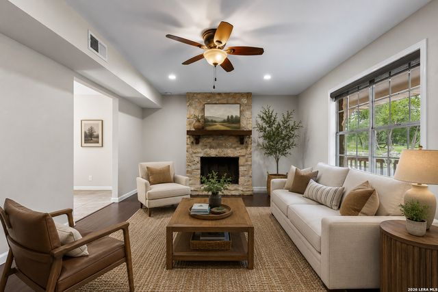 28028 BONN MOUNTAIN ST, San Antonio, TX 78260
