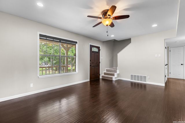 28028 BONN MOUNTAIN ST, San Antonio, TX 78260