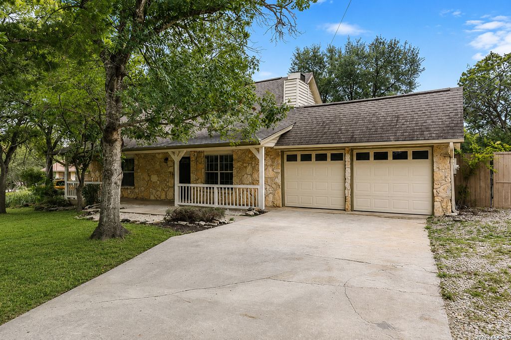 28028 BONN MOUNTAIN ST, San Antonio, TX 78260