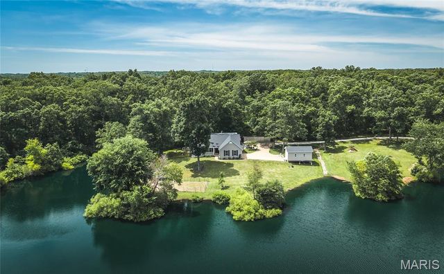 21212 Oak Trail, Warrenton, MO 63383