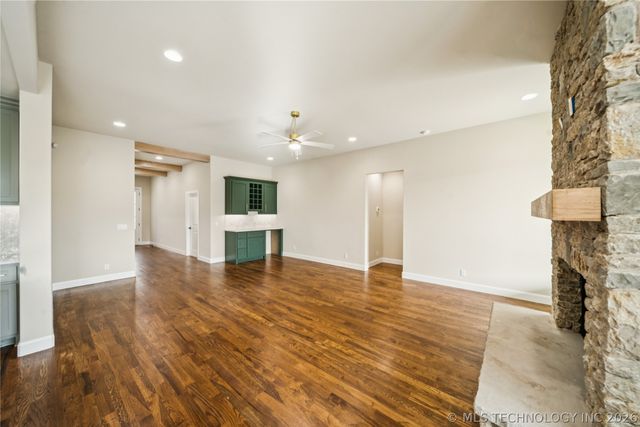 9716 E 132nd Street, Bixby, OK 74008