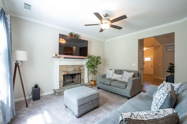 6438 Dharma Lp 30, East Ridge, TN 37412