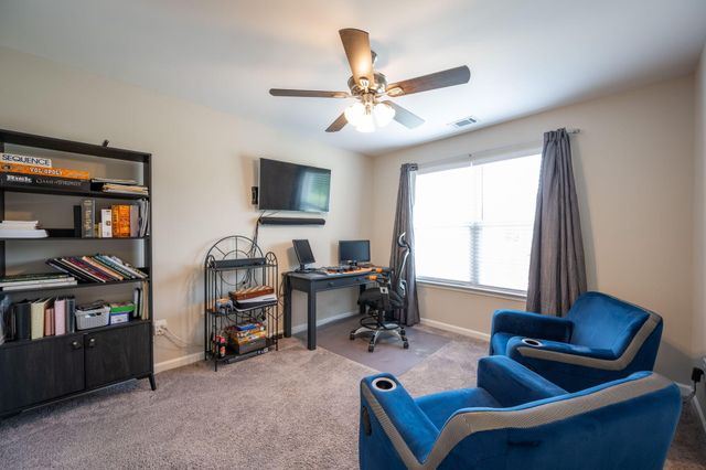 6438 Dharma Lp 30, East Ridge, TN 37412