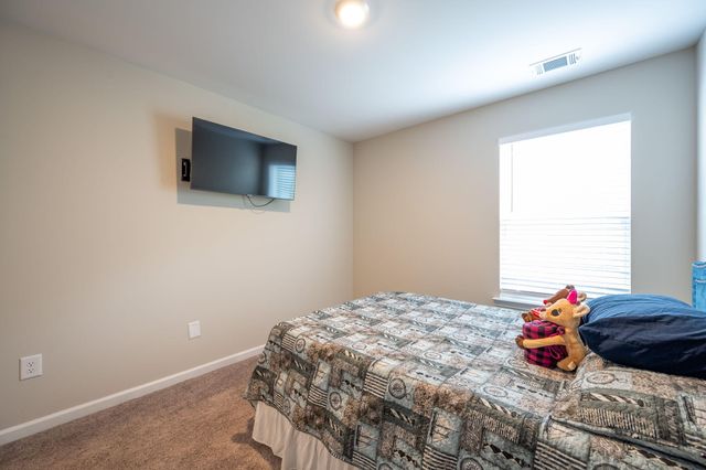6438 Dharma Lp 30, East Ridge, TN 37412