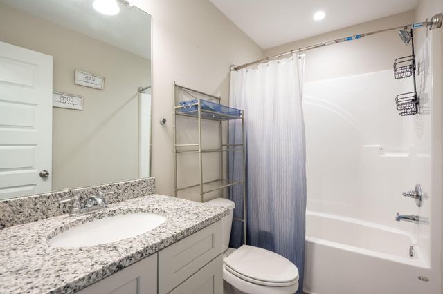 6438 Dharma Lp 30, East Ridge, TN 37412