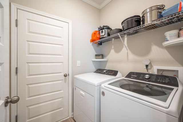 6438 Dharma Lp 30, East Ridge, TN 37412