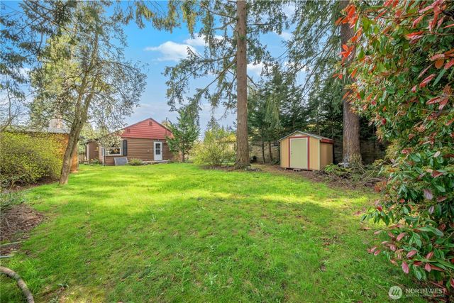 16751 Linden Avenue N, Shoreline, WA 98133