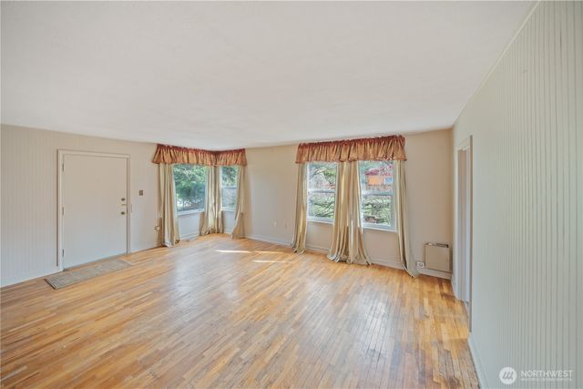 16751 Linden Avenue N, Shoreline, WA 98133