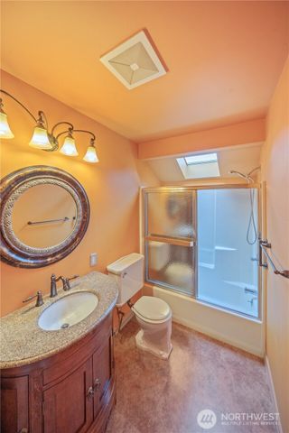 16751 Linden Avenue N, Shoreline, WA 98133