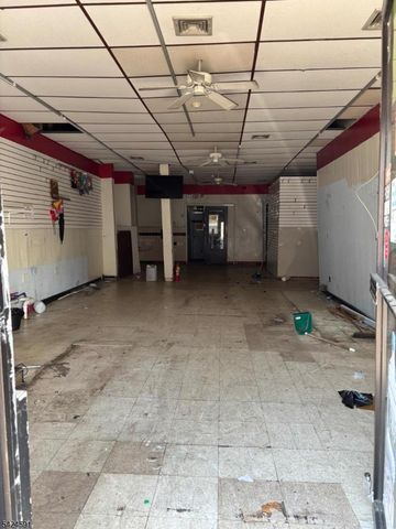 608 Main St, Paterson City, NJ 07503