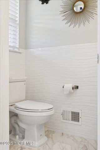 2 Higgins Court, Howell, NJ 07731