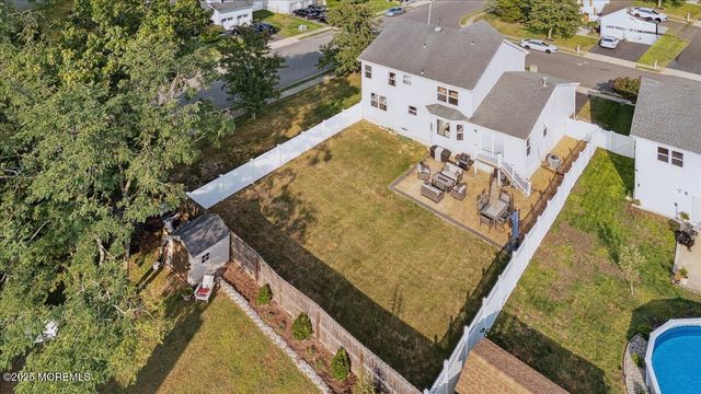 2 Higgins Court, Howell, NJ 07731