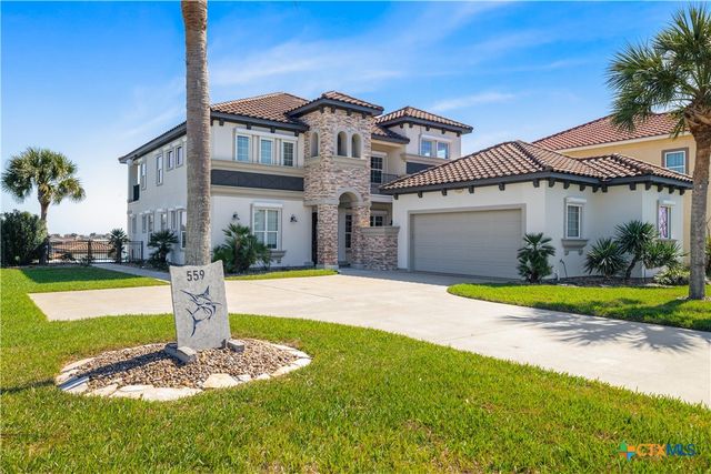 559 W Lago Loop Road, Port O'connor, TX 77982