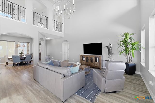 559 W Lago Loop Road, Port O'connor, TX 77982