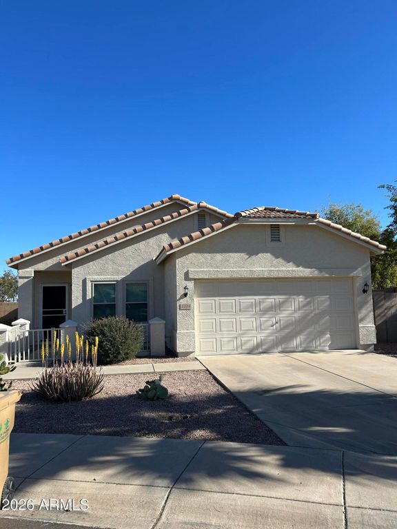 1134 E PEDRO Road, Phoenix, AZ 85042