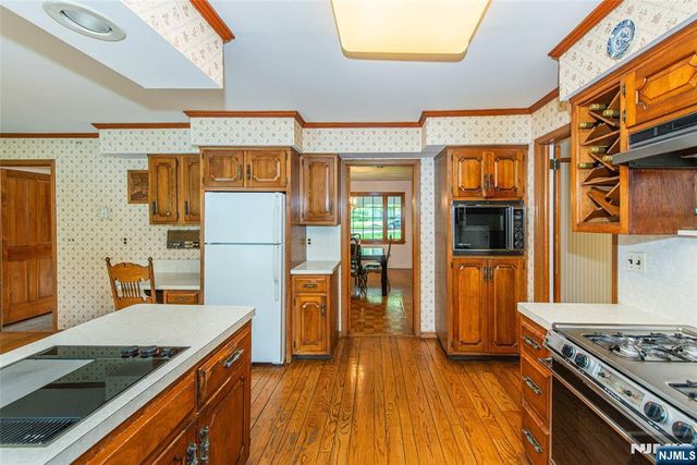 715 Terrace Heights, Wyckoff, NJ 07481