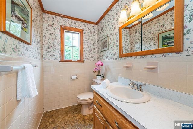 715 Terrace Heights, Wyckoff, NJ 07481