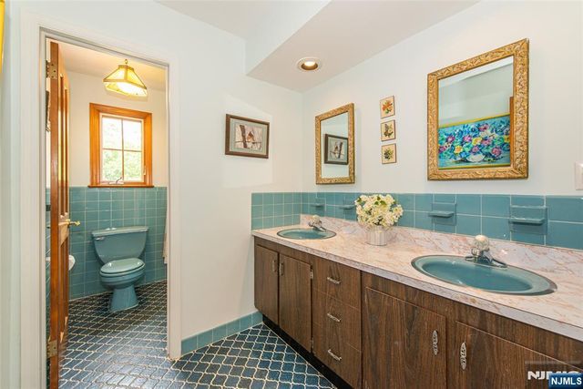 715 Terrace Heights, Wyckoff, NJ 07481