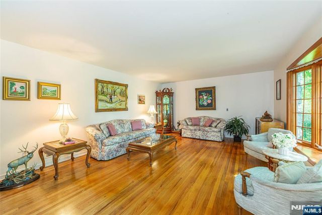 715 Terrace Heights, Wyckoff, NJ 07481