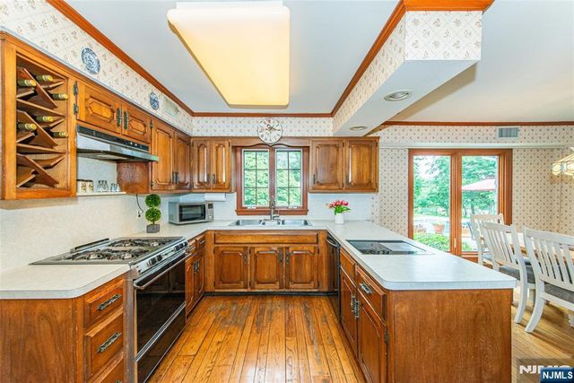 715 Terrace Heights, Wyckoff, NJ 07481