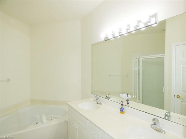 10006 Sky View WAY 205, Fort Myers, FL 33913