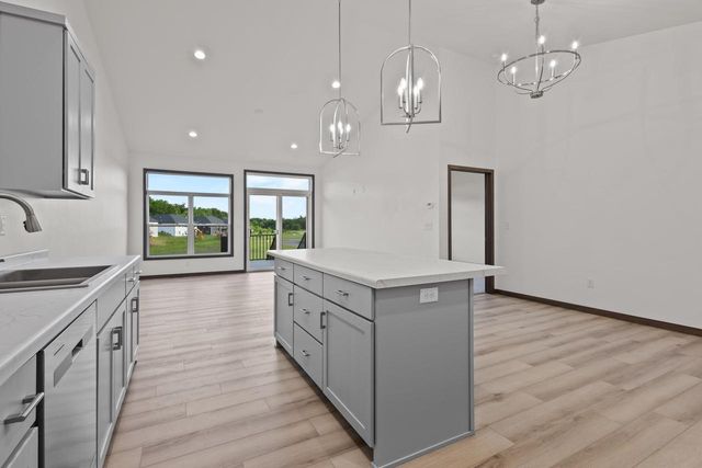 3385 SHAWANO AVENUE, Green Bay, WI 54313