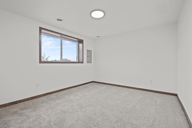 3385 SHAWANO AVENUE, Green Bay, WI 54313