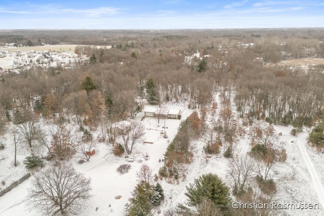 11109 Adams Hall Drive, Greenville, MI 48838