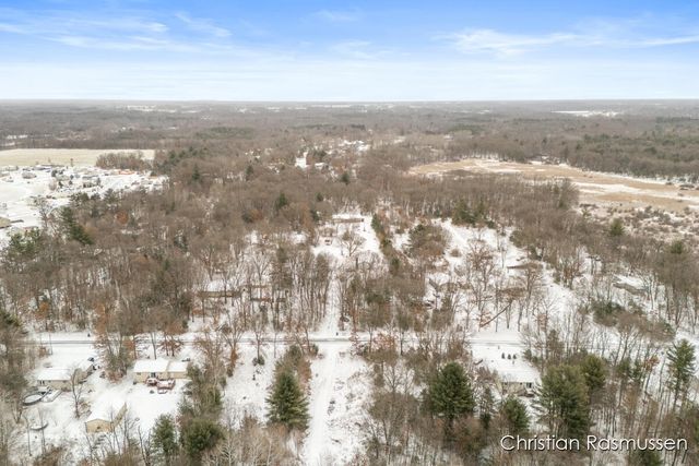 11109 Adams Hall Drive, Greenville, MI 48838