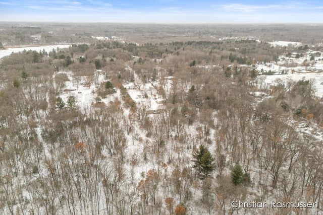 11109 Adams Hall Drive, Greenville, MI 48838