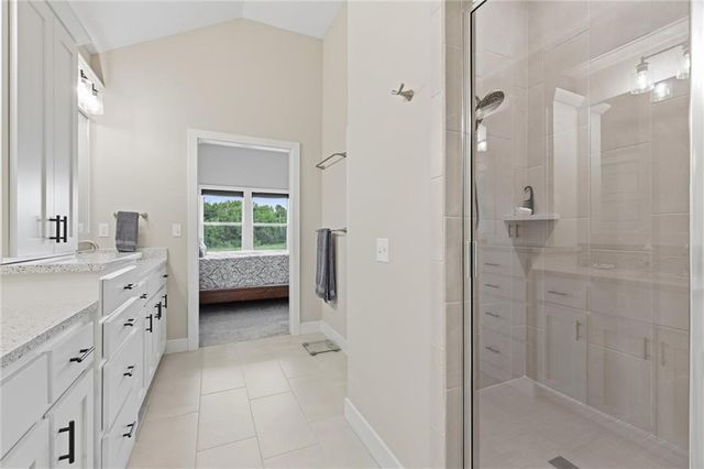 19367 W 114th Terrace, Olathe, KS 66061
