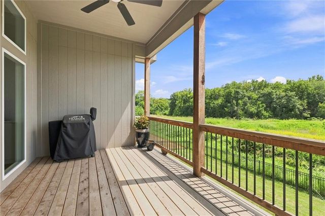 19367 W 114th Terrace, Olathe, KS 66061