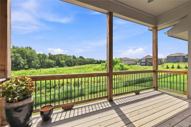 19367 W 114th Terrace, Olathe, KS 66061